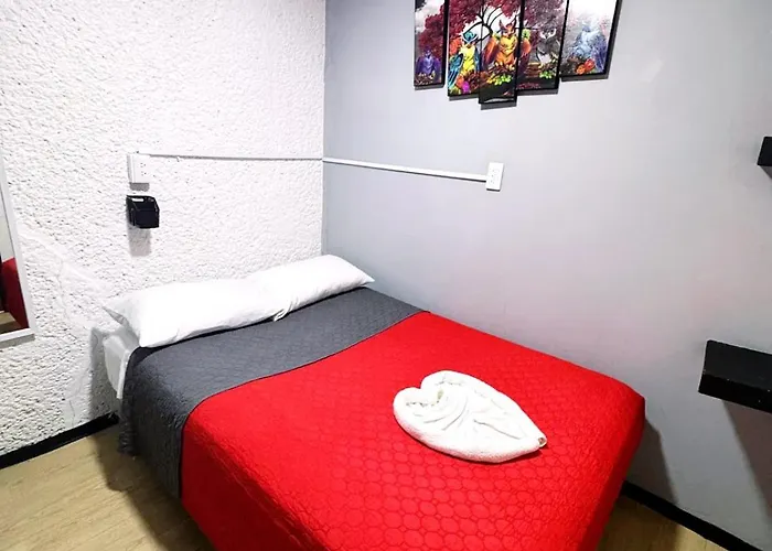 Casita Del Arbol Homestay Mexico City