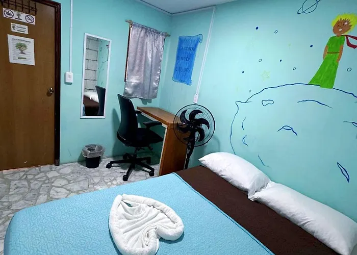 Homestay Casita Del Arbol