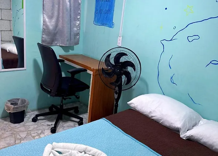 Homestay Casita Del Arbol *