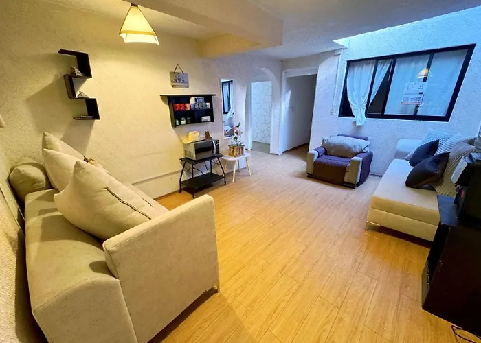 Homestay Casita Del Arbol *