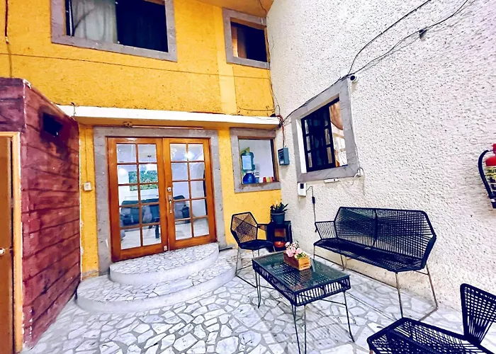 Homestay Casita Del Arbol Mexico City