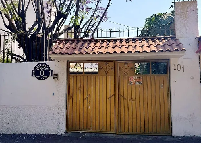 Homestay Casita Del Arbol